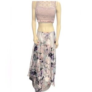 Blondie Nites Charmuese/ Lace Floral Maxi gown skirt silver / Multi ! Size 7